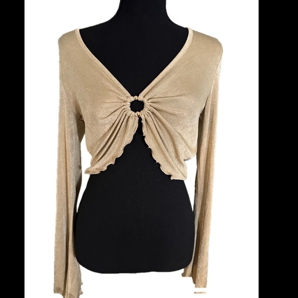 NWT SIGNIFICANT OTHER GOLD LONG SLEEVE CROPPED TOP WITH CENTER RING DETAIL
